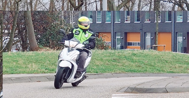 scooter cadeaubon voor delft, den haag, voorburg, leidschenveen, leidschendam, pijnacker, waddinxveen, moerkapelle, zoetermeer en omgeving